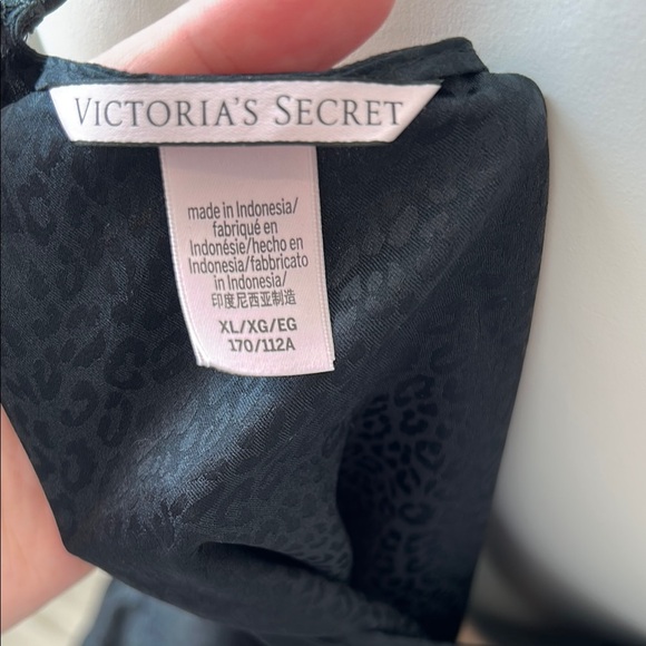 Victoria's Secret Black Leopard Satin Pajama Set - Picture 8 of 9